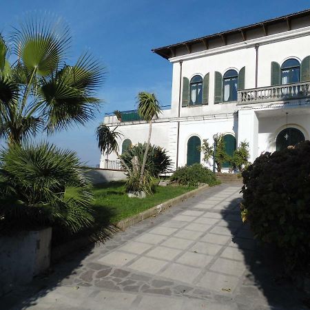 Villa Bianca Castellammare di Stabia Esterno foto